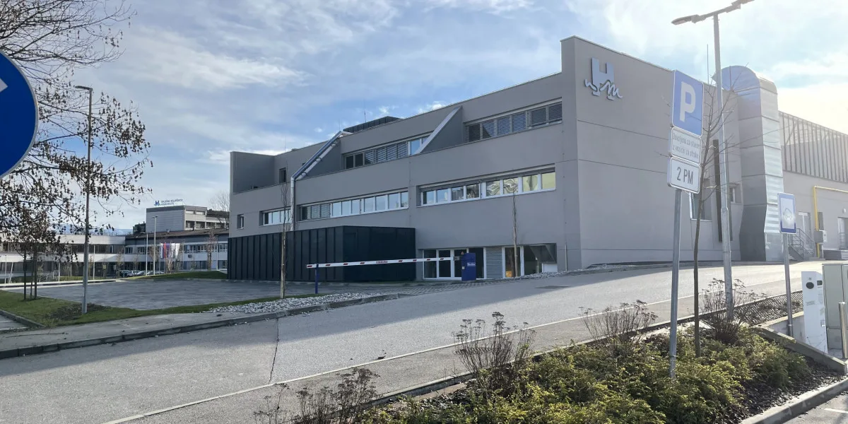 SB NM - Uprava in restavracija — fotografija 4