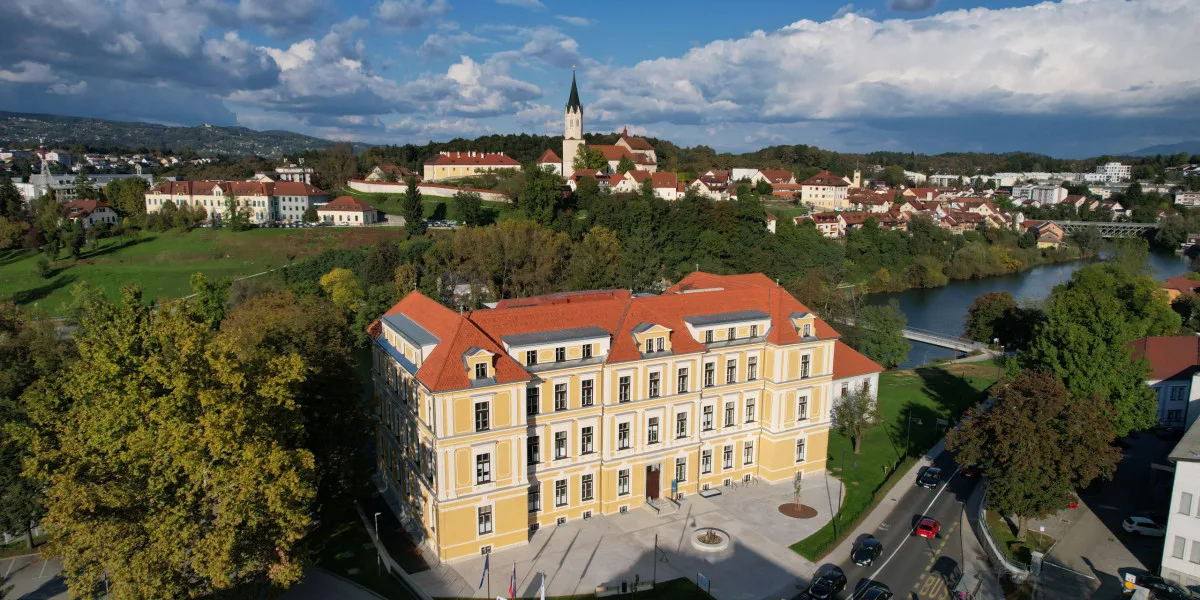 SB NM – Mostek, Kamen, Julija — fotografija 2