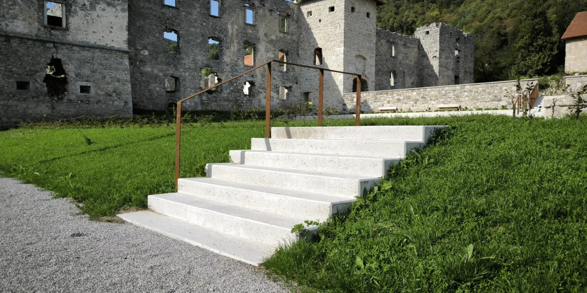 Grad Soteska — fotografija 9